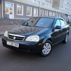 Suzuki Forenza 2004 –
